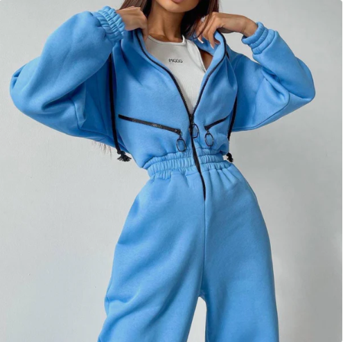 Conjunto SkyFit: Energía y Estilo en Cada Movimiento